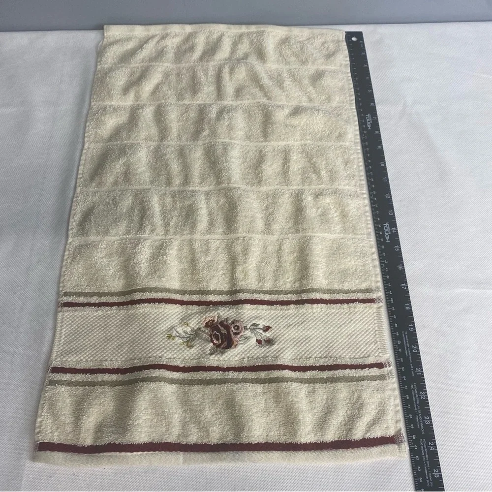 Vtg Waverly Garden Rm Towel set 1 bath 46x25.5 1 hand 24.5x15 & 1 Finger 17x10.5